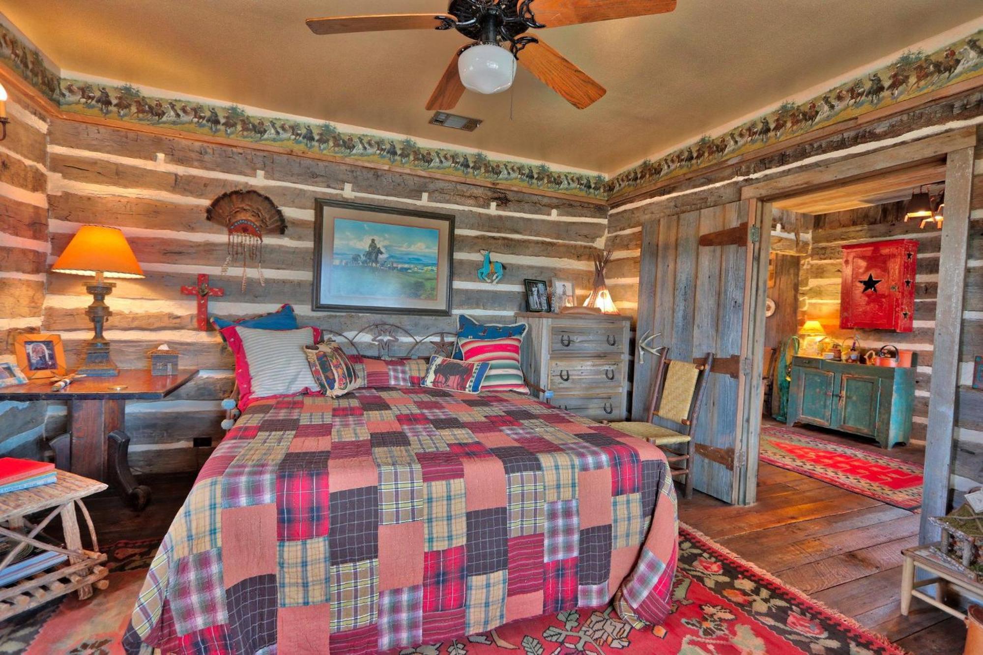 Log Cabin At Old Glory Ranch Wimberley Kültér fotó