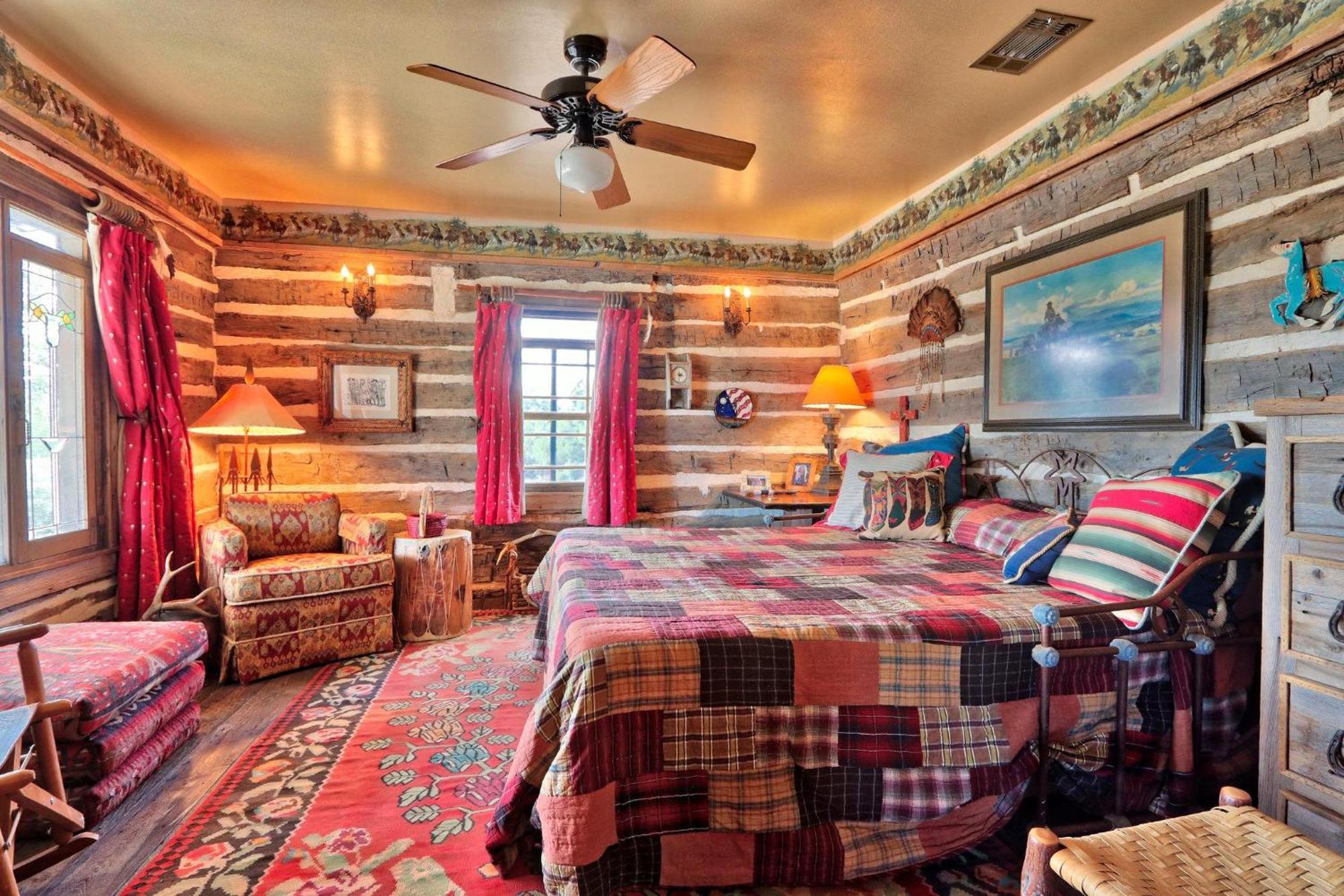 Log Cabin At Old Glory Ranch Wimberley Kültér fotó