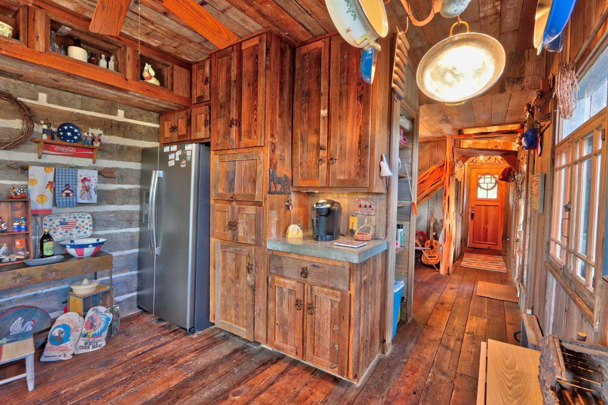 Log Cabin At Old Glory Ranch Wimberley Kültér fotó