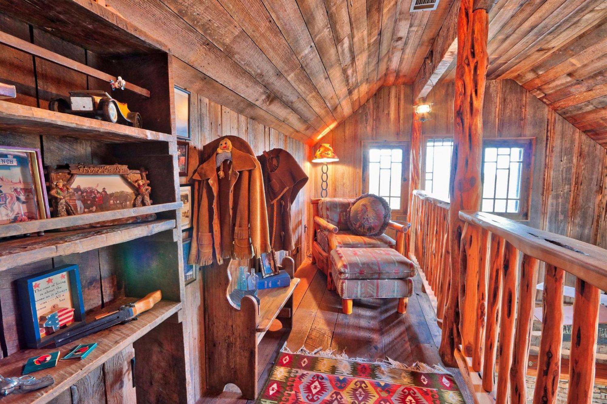 Log Cabin At Old Glory Ranch Wimberley Kültér fotó